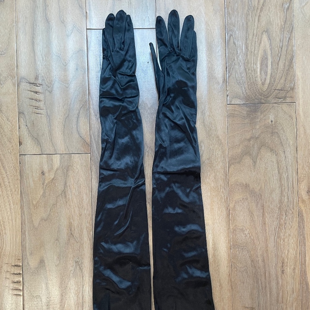 Excellent Condition 1940's Opera Gloves, Extra Long Length